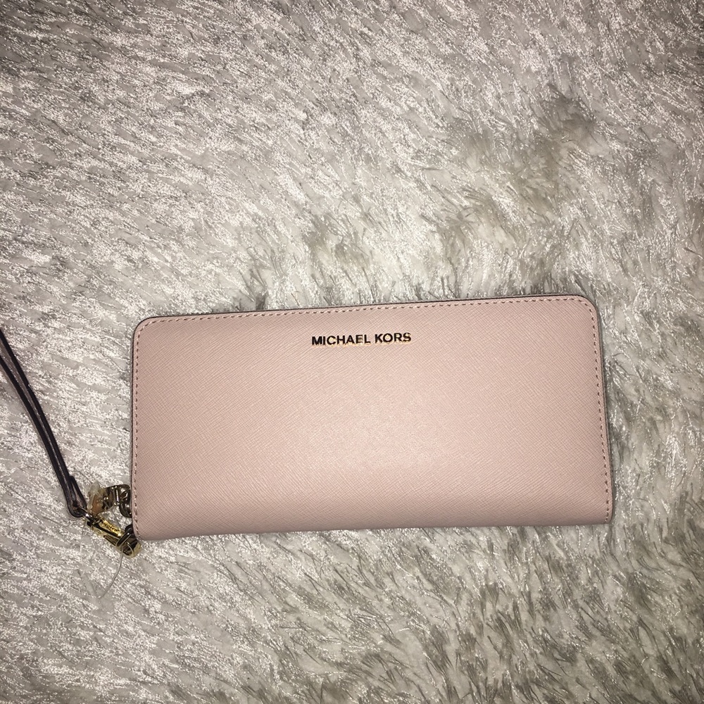 Michael Kors large size wallet